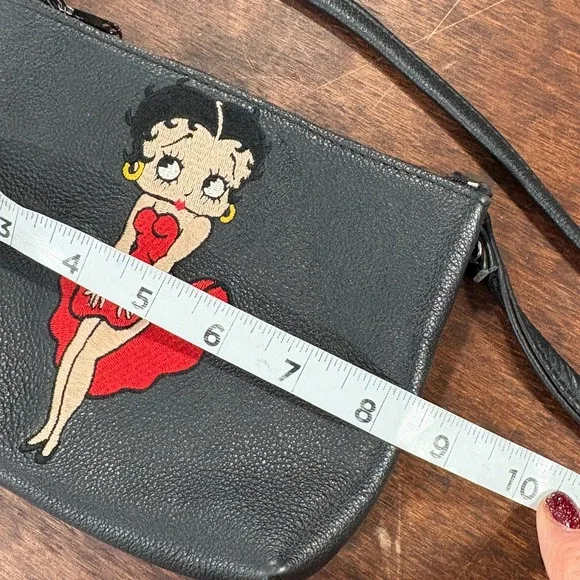 Vtg Betty Boop Embroidered Leather Crossbody Bag Black 90s Rare Novelty Pop Art - Picture 12 of 14
